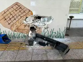 Ehliyetsiz Sürücü Duvara Çarptı: 18 Bin TL Ceza!