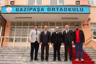 Çorum Okullarına Yeni Ecza Dolapları