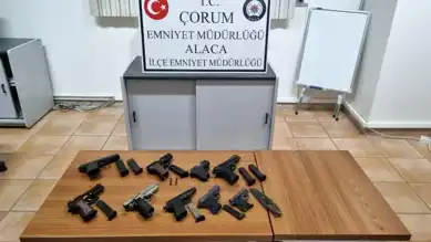 Çorum'da Geniş Kapsamlı Silah Operasyonu: 9 Tabanca Ele Geçirildi