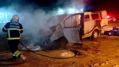 Çorum-Samsun Yolunda Araç Yangını!