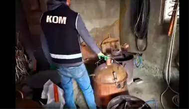 Çorum'da 1 Ton Kaçak İçki Ele Geçti!
