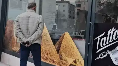 Şehir Merkezinde Silah Kazası: İki Genç Yaralandı
