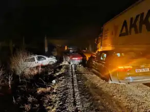 Belediye Başkanı Trafik Kazasında Yaralandı