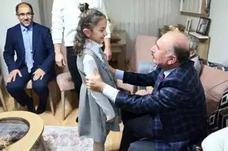 Vali, Engelliler Gününde Gaziyi Ziyaret Etti
