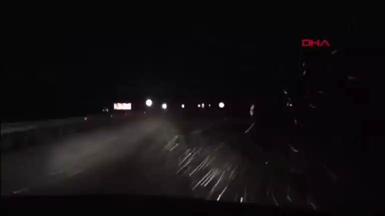 Kentin Yüksek Kesimlerinde Kar Yağışı
