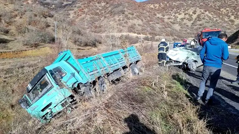 Çorum Alaca'da Kazada 2 Ölü