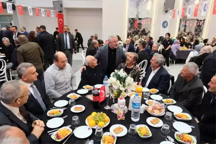 Öğretmenler Günü Kutlaması: Şehrin Emekçileri Anıldı