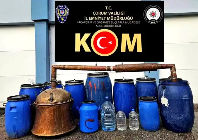 Çorum'da Sahte Alkol Baskını: 1075 Litre Alkol Ele Geçirildi